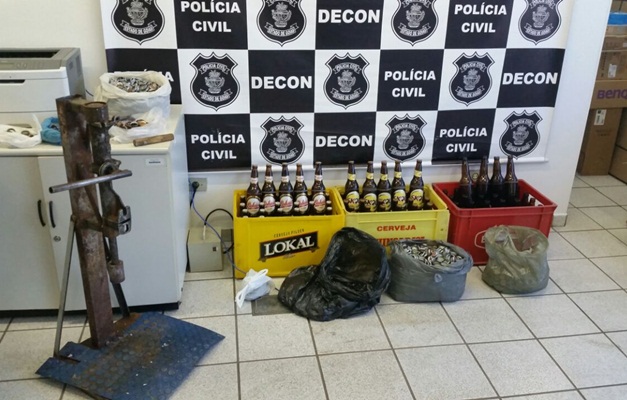 Polícia fecha laboratório de adulteração de rótulos de cervejas em Goiânia