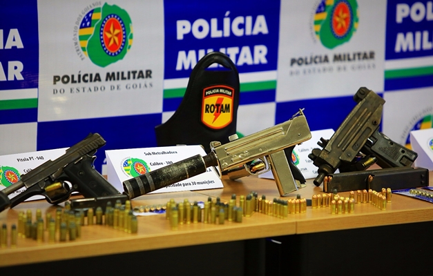 Polícia Militar de Goiás apreende 54 armas de fogo em três dias  