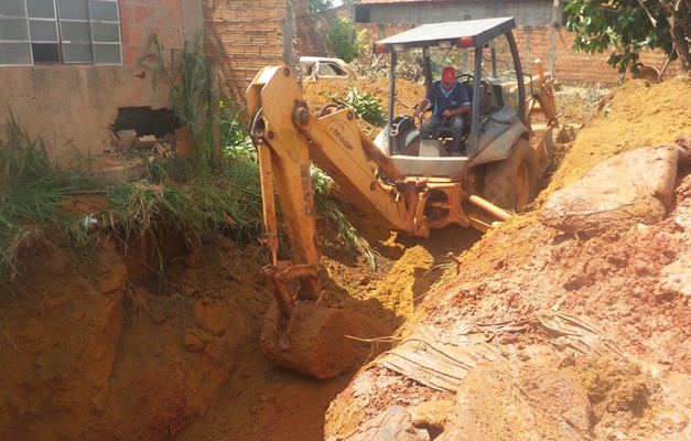 Polícia Militar encontra corpo enterrado dentro de cisterna em Goiânia