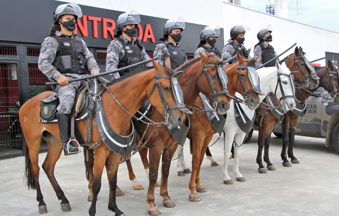 Polícia Militar monta força-tarefa para segurança no pré-carnaval de Goiânia