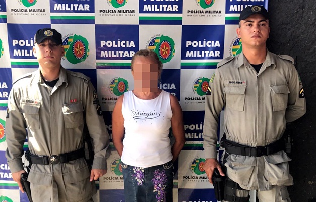 Polícia Militar prende mulher acusada de tortura em Goiânia