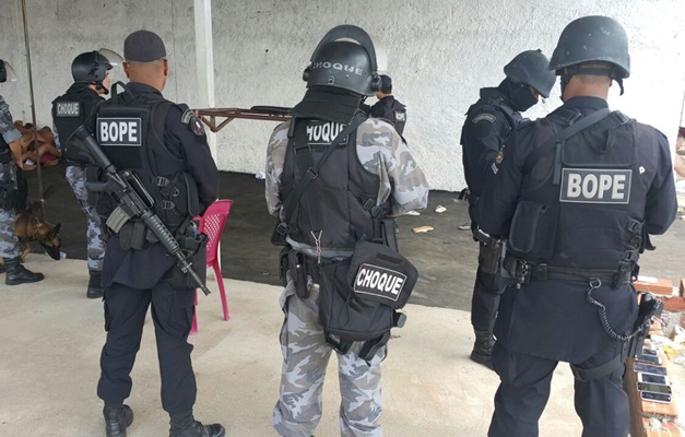 Polícia Militar realiza operação preventiva no presídio de Anápolis 