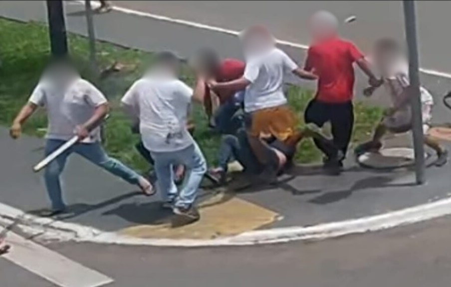 Polícia mira membros de torcida organizada do Vila Nova suspeitos de roubo