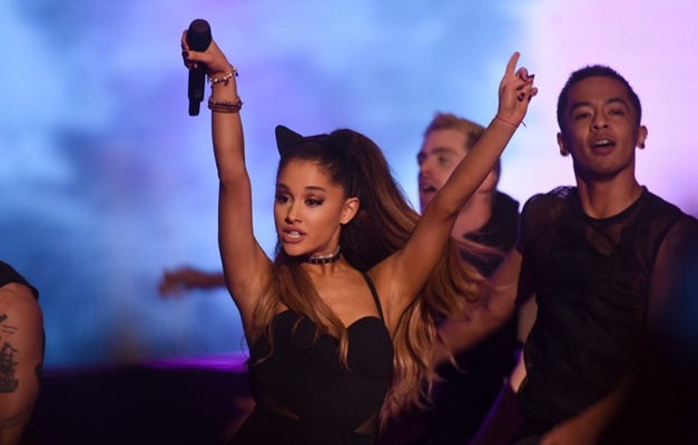 Polícia reforça segurança para show beneficente de Ariana Grande