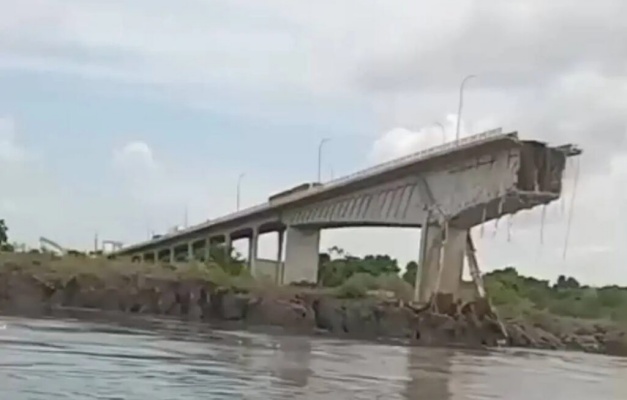 Ponte que ligava Maranhão e Tocantins desaba; há relato de que caminhão passava pelo local