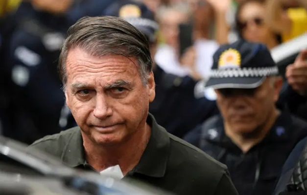 Por unanimidade, STF mantém execução da pena de Bolsonaro e outros seis réus