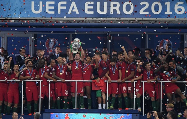 Portugal vence a França e leva o título da Eurocopa 2016