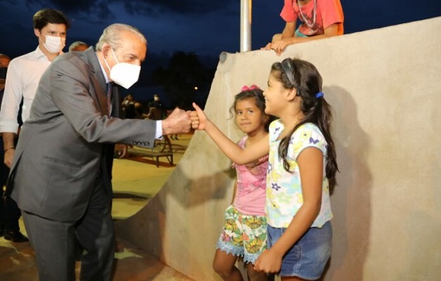 Praça da Juventude é inaugurada no Jardim Alphaville, em Goiânia 