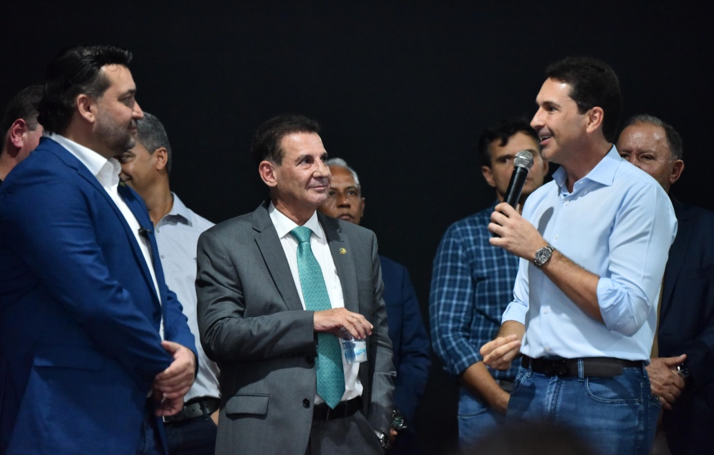 Prefeito abre oficialmente Aparecida é Show e Feira da Indústria e Comércio
