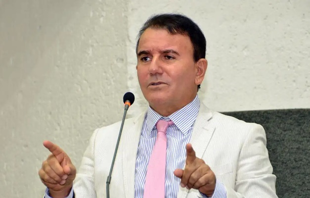 Prefeito de Palmas é preso pela PF por suspeita de vazar informações do STJ