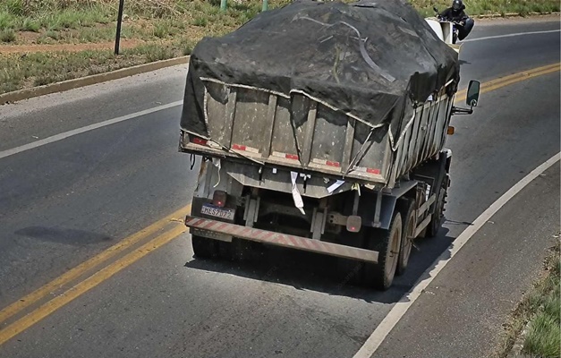 Prefeitura aplica multa de R$ 30 mil por descarte irregular em Aparecida 