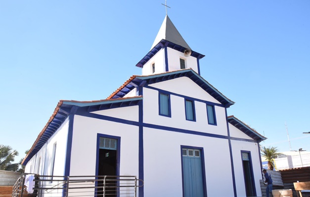 Prefeitura de Aparecida de Goiânia entrega restauração da Igreja Matriz