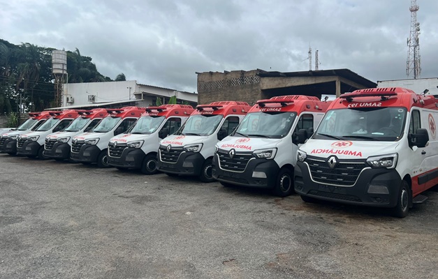 Prefeitura de Aparecida recebe oito ambulâncias para o Samu
