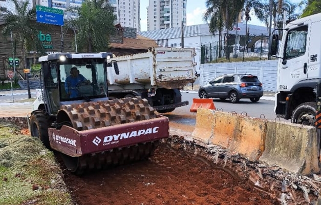Prefeitura de Goiânia alarga pista na Avenida Jamel Cecílio e Rua 69