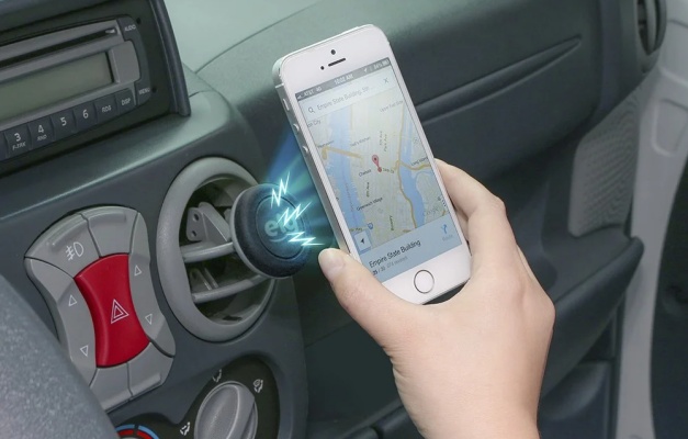 Prefeitura de Goiânia autoriza uso de celular no suporte do carro