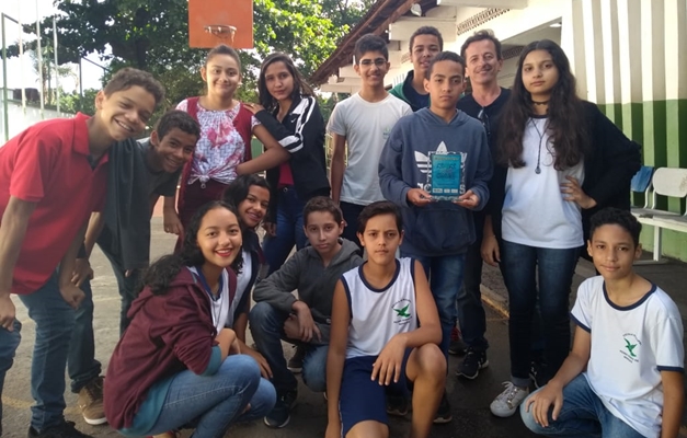 Prefeitura de Goiânia homenageia alunos e professores da rede municipal