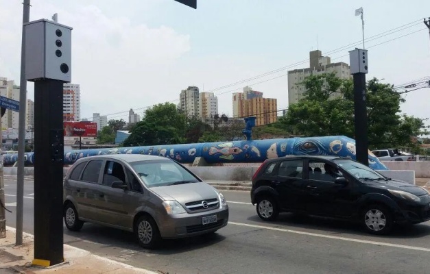 Prefeitura de Goiânia realiza blitz educativa com registro de velocidade