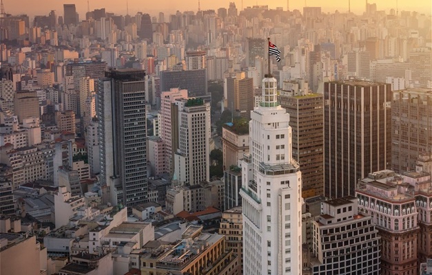 Prefeitura de SP abre turma para residência em gestão pública e jurídica 