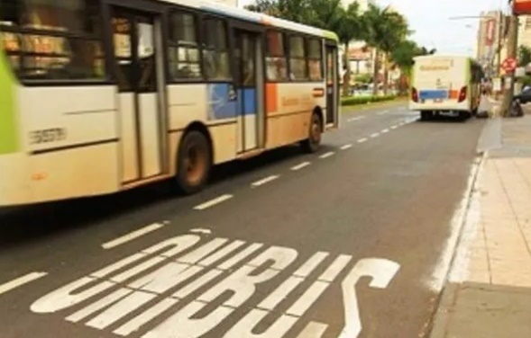Prefeitura deve liberar mais 30 corredores de ônibus para motociclistas