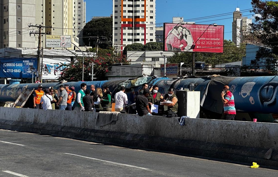 Prefeitura leva atendimento a população de rua no Setor Universitário