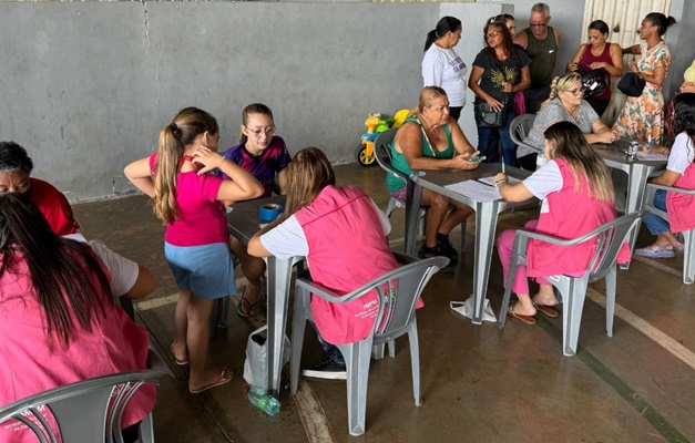 Prefeitura leva serviços da Secretaria da Mulher aos bairros de Goiânia