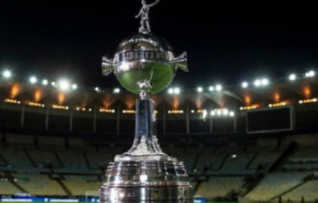 File:Torcida do inter antes do jogo pela copa libertadores da