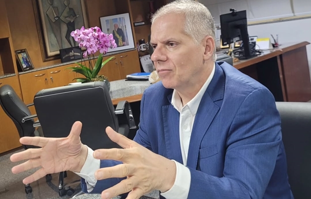 Presidente do INSS pede demissão