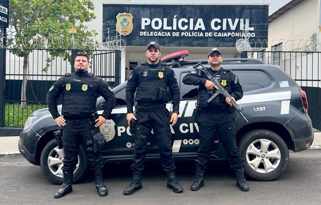 Preso grupo suspeito de furtar R$250 mil em defensivos agrícolas em Piranhas