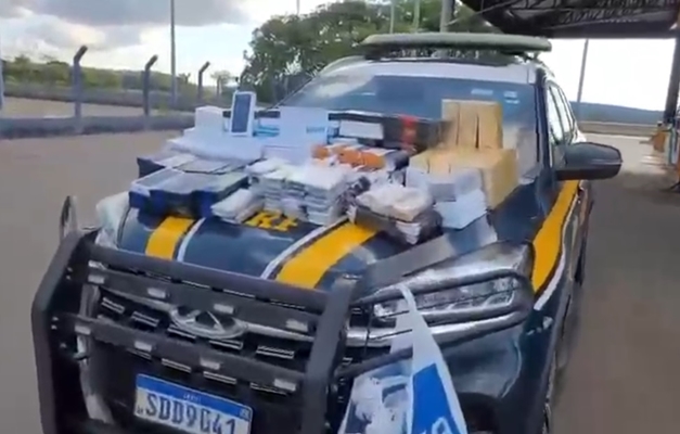 PRF apreende 113 celulares e 385 canetas emagrecedoras em Morrinhos