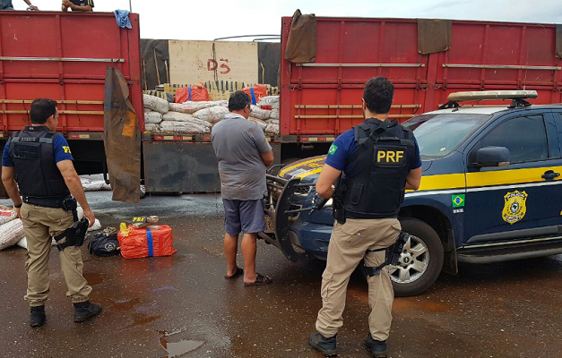 PRF apreende 7,5 toneladas de maconha durante abordagem em Rio Verde (GO) 