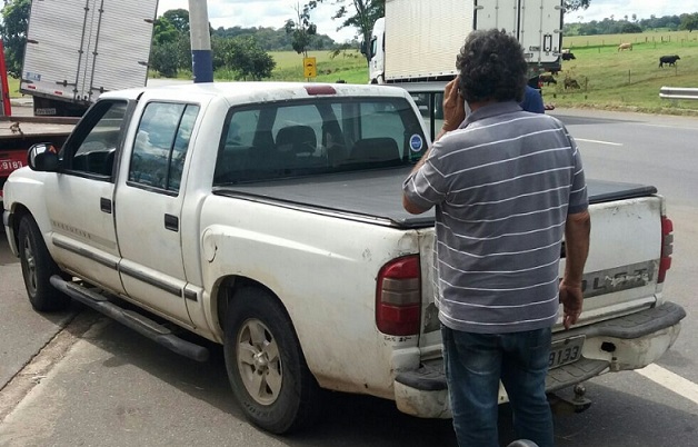 PRF-GO apreende em Morrinhos veículo com quase uma centena de multas