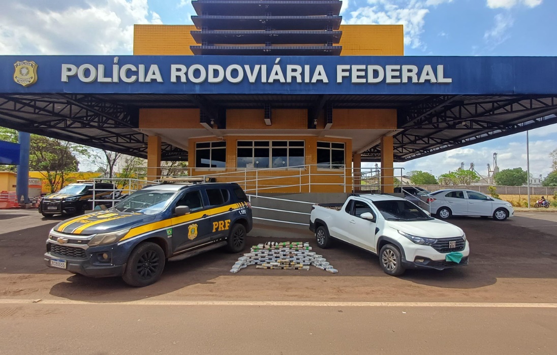 PRF prende homem de 61 anos com 80 quilos de drogas em Montividiu