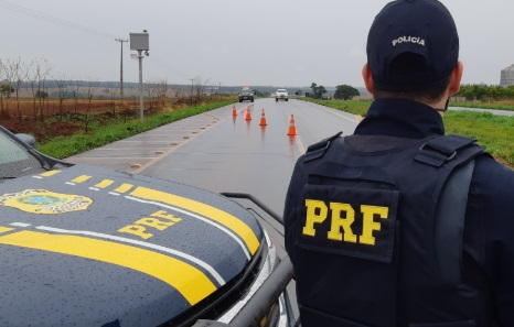PRF registra 15 acidentes em Goiás no fim de semana