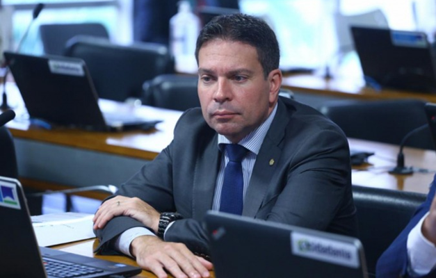 Primeira Turma condena Alexandre Ramagem a 16 anos e 1 mês de prisão em regime inicial fechado