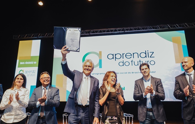 Primeiro emprego: Goiás contrata mais 1,1 mil jovens do Aprendiz do Futuro