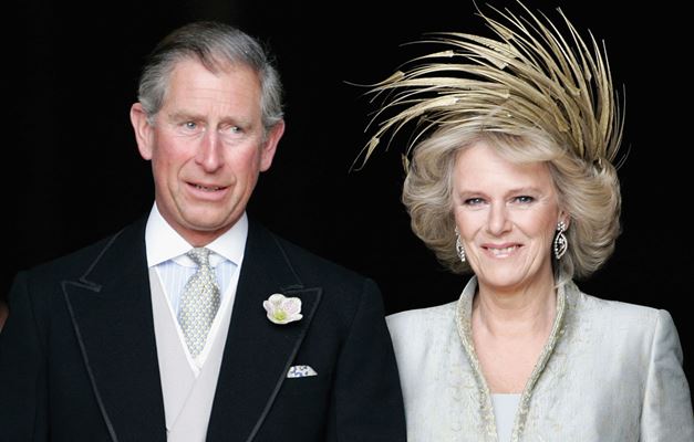 Príncipe Charles pede divórcio por traição de Camilla Parker, diz revista