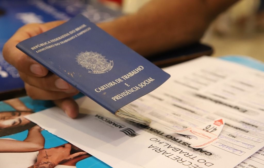 Processo seletivo oferece 1,2 mil vagas em empresas de Aparecida