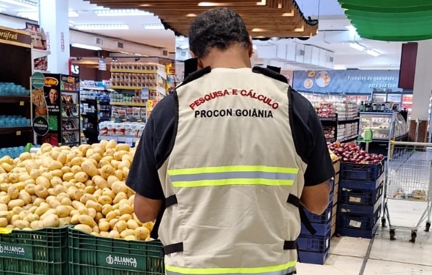 Procon Goiânia aponta variação de até 372% no preço de verduras