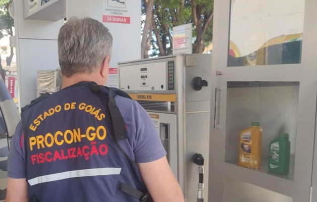 Procon Goiás autua 15 postos por preços abusivos de combustíveis