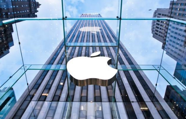 Procon multa Apple em R$ 10 milhões por celulares sem carregador
