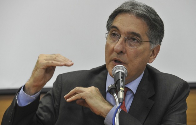 Procuradoria pede cassação de Fernando Pimentel, governador eleito de Minas