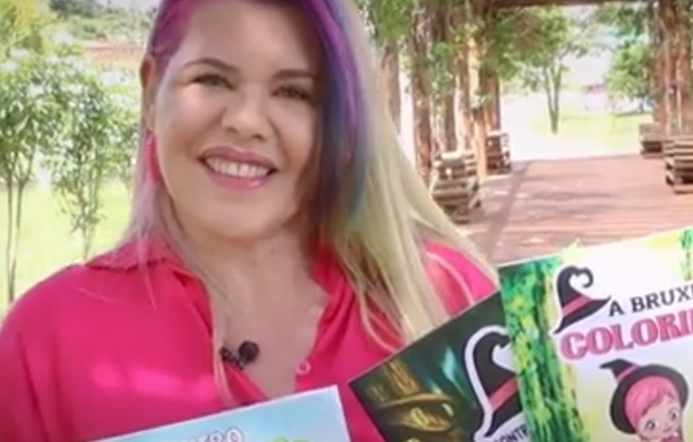 Professora de Rio Verde lança livros para incentivar leitura infantil 