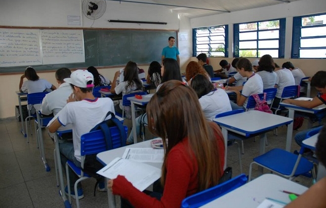 Professores P3 e P4 em Goiás receberão mesmo reajuste dos demais servidores
