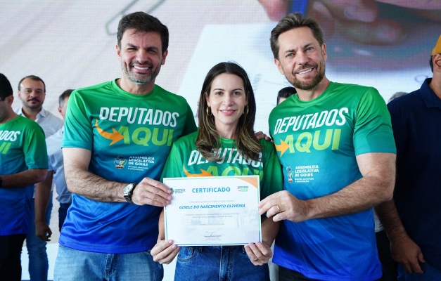 Programa Deputados Aqui leva cidadania e serviços gratuitos a Itapaci