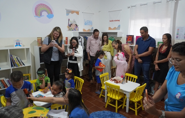 Projeto leva bibliotecas lúdicas para três cidades goianas