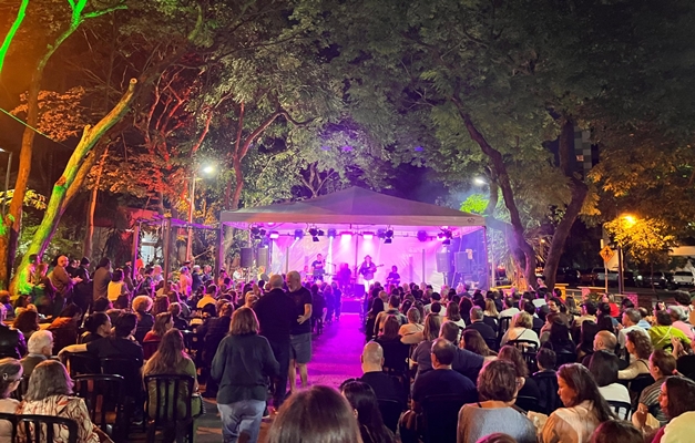 Projeto Música no Bosque apresenta Heróis de Botequim em Goiânia