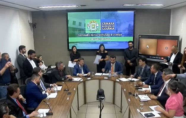 Projeto que revoga taxa do lixo é aprovado na CCJ da Câmara de Goiânia
