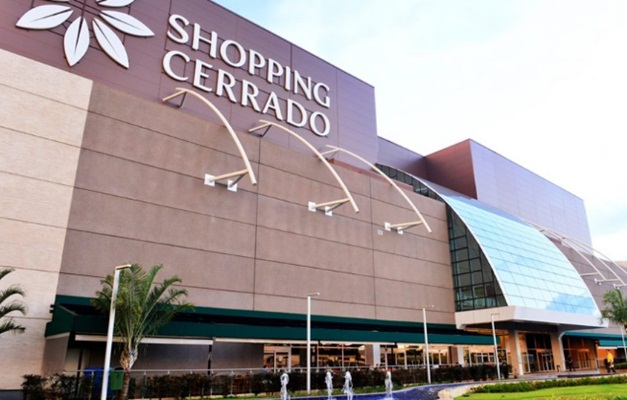 Promoção no Shopping Cerrado troca cupons fiscais por ingresso de cinema