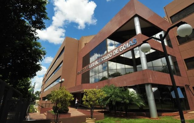 Promotores e procuradores do MP de Goiás receberam até R$ 204 mil de salário