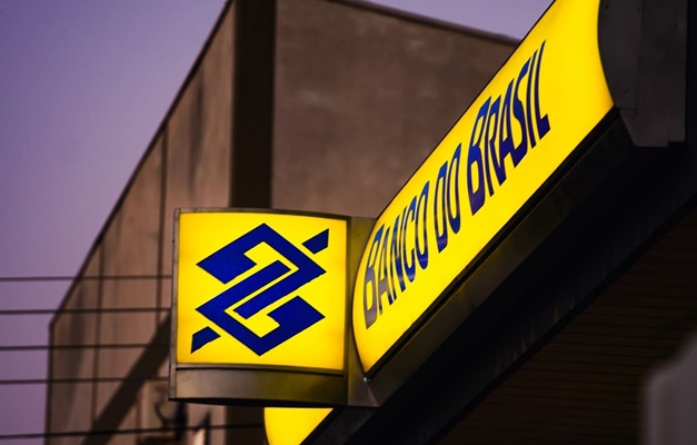 Provas do concurso do Banco do Brasil ocorrem neste domingo (23/4)